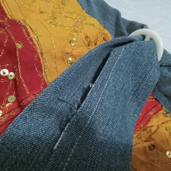 Beautiful handmade skirt, with denim, silk & cotton fabrics, sequins, embroidery - Picture 4 of 13